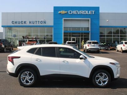 New 2026 Chevrolet Trax LS w/ LS Convenience Package