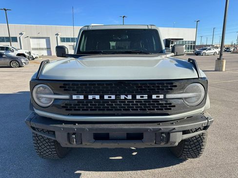 Used 2022 Ford Bronco Wildtrak image 8