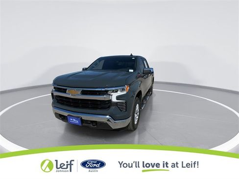 Used 2025 Chevrolet Silverado 1500 LT w/ Z71 Off-Road Package image 4