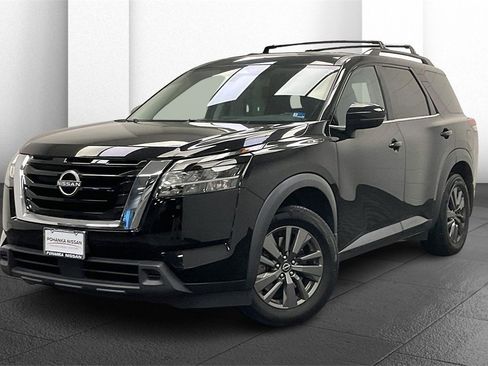 Used 2022 Nissan Pathfinder SV w/ SV Premium Package image 11