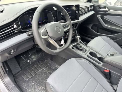New 2026 Volkswagen Jetta SE FWD image 13