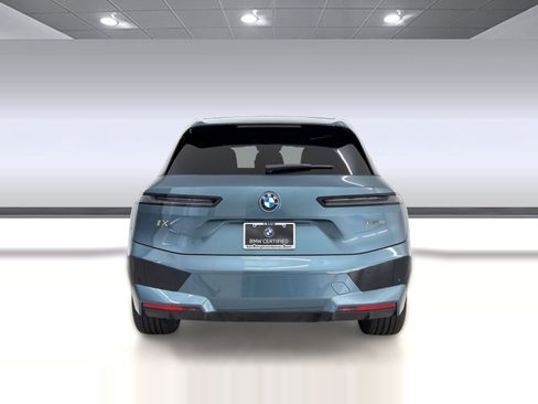 Certified 2023 BMW iX xDrive50 w/ Premium Package AWD/4WD image 10