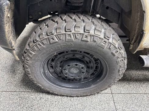 Used 2025 RAM 2500 Tradesman AWD/4WD image 3