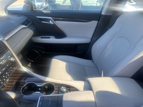 Used 2022 Lexus RX 450h AWD w/ Luxury Package image 15
