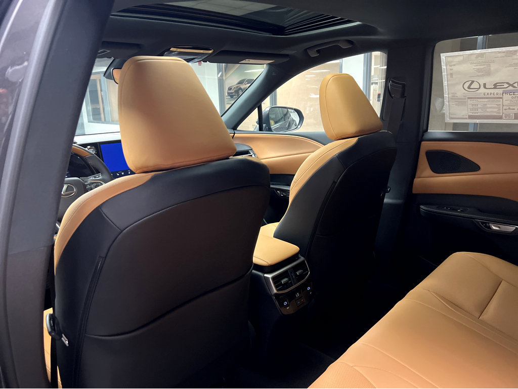 New 2026 Lexus RX 350h AWD/4WD image 19