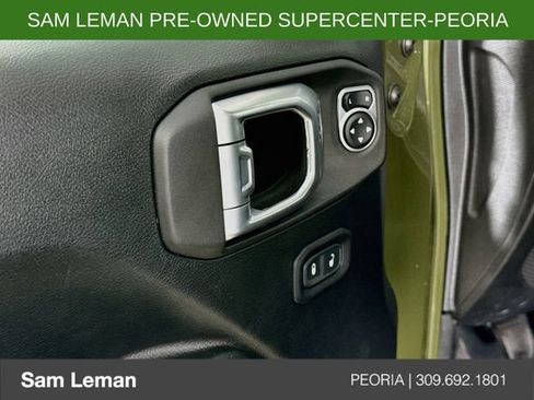 Used 2022 Jeep Wrangler Sport AWD/4WD image 17