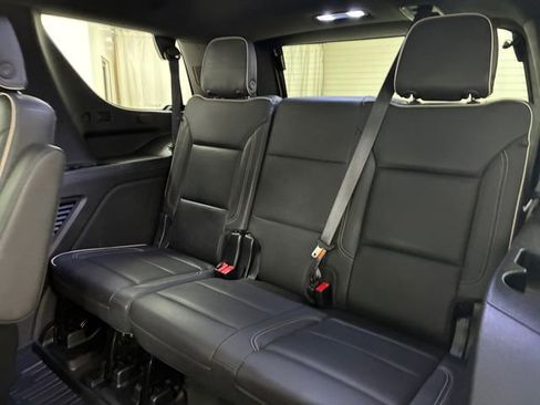 Used 2022 GMC Yukon SLT w/ SLT Premium Package AWD/4WD image 18