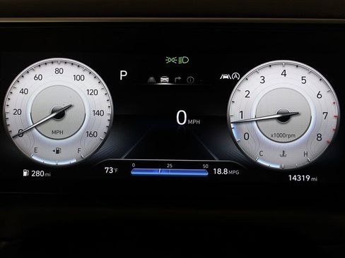 Used 2022 Hyundai Tucson Limited AWD/4WD image 43