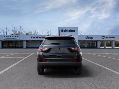 New 2026 Jeep Compass Latitude image 33