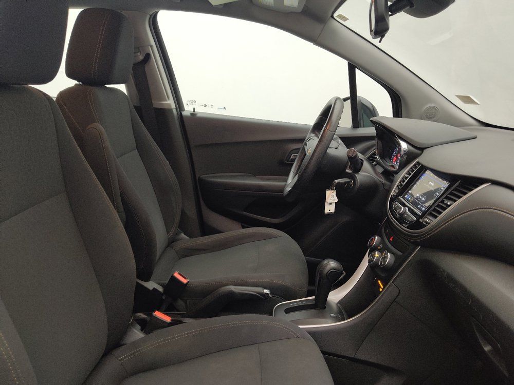 Used 2018 Chevrolet Trax LS AWD/4WD image 21