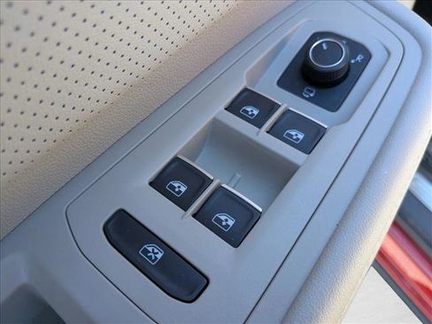 Used 2024 Volkswagen Atlas SEL Premium R-Line AWD/4WD image 11