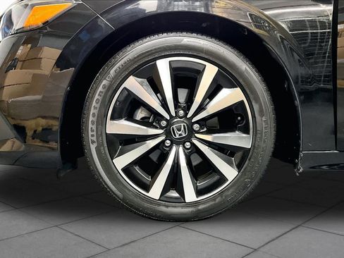 Used 2023 Honda Civic EX image 10