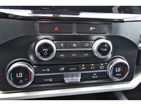 Used 2022 Ford Expedition XLT RWD image 26