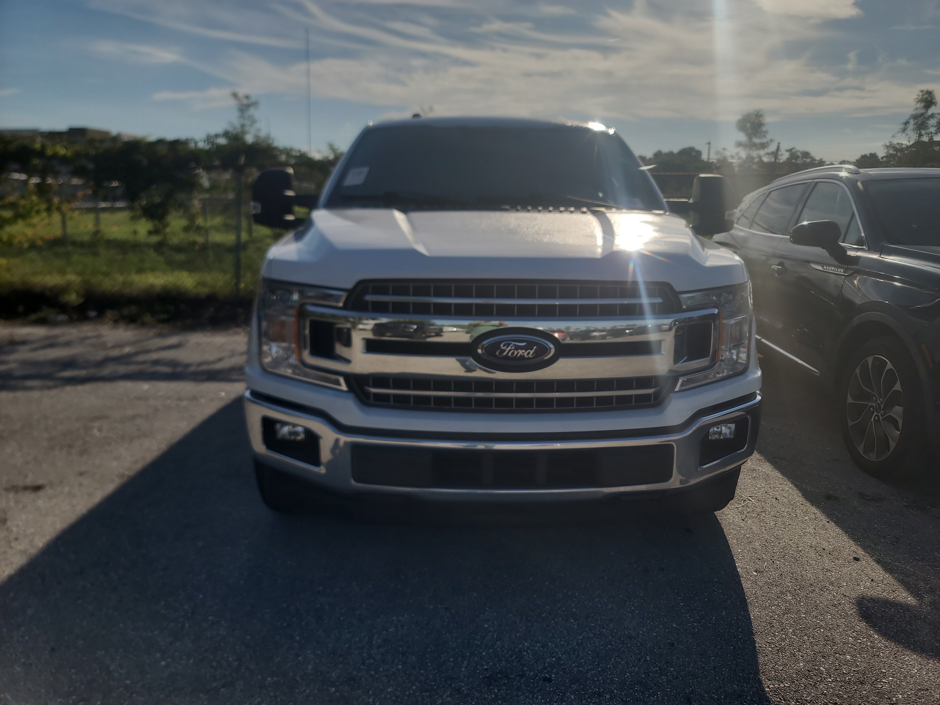 Used 2018 Ford F150 XLT w/ Equipment Group 302A Luxury RWD image 2