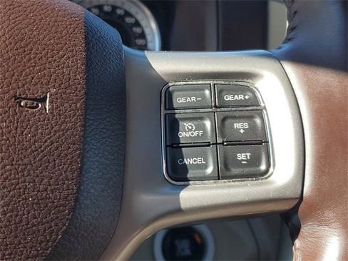 Used 2015 RAM 1500 Laramie w/ Convenience Group image 14