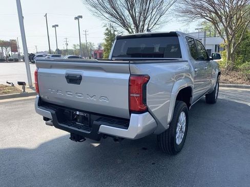 Certified 2024 Toyota Tacoma SR5 image 8