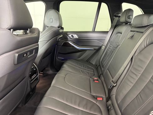 Used 2019 BMW X5 xDrive40i w/ Convenience Package image 27