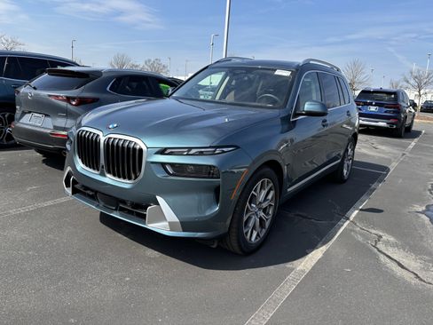 Used 2026 BMW X7 xDrive40i image 7