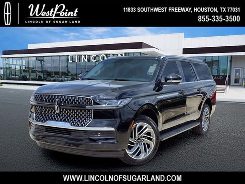 New 2026 Lincoln Navigator L Premier AWD/4WD image 1