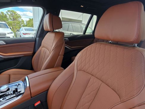 New 2026 BMW X7 xDrive40i w/ Executive Package image 15