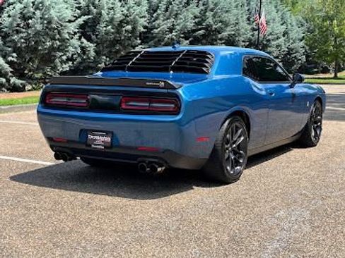 Used 2020 Dodge Challenger R/T Scat Pack RWD image 19