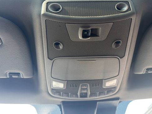 Used 2019 Ford F150 Lariat w/ Equipment Group 502A Luxury image 20