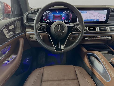 Used 2024 Mercedes-Benz GLE 450 4MATIC image 24