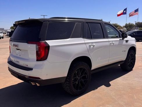 Used 2025 GMC Yukon AT4 Ultimate image 8