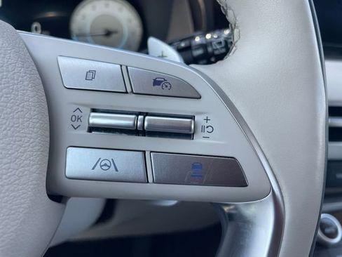 Used 2024 Hyundai Palisade Calligraphy image 12