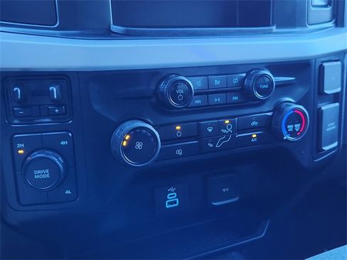 Used 2024 Ford F250 XLT image 20