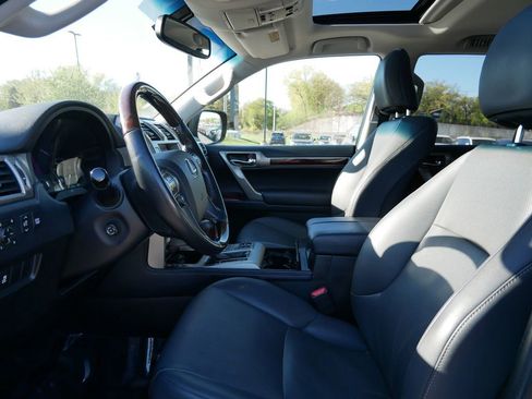 Used 2019 Lexus GX 460 Premium AWD/4WD image 9