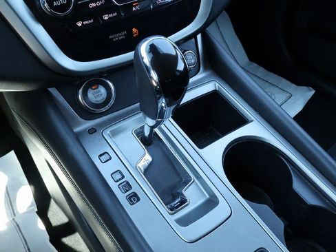 Used 2023 Nissan Murano SL image 14