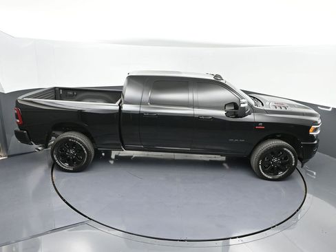 Used 2024 RAM 3500 Laramie w/ Night Edition image 42