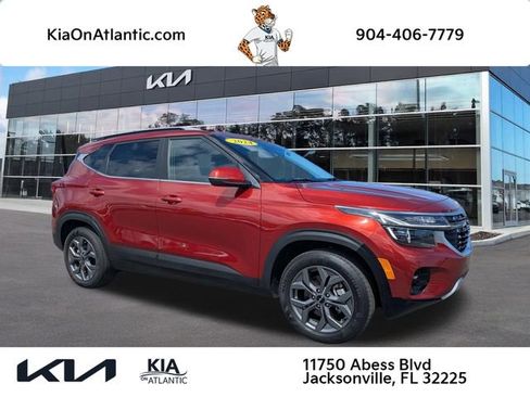 Used 2024 Kia Seltos S AWD/4WD image 1