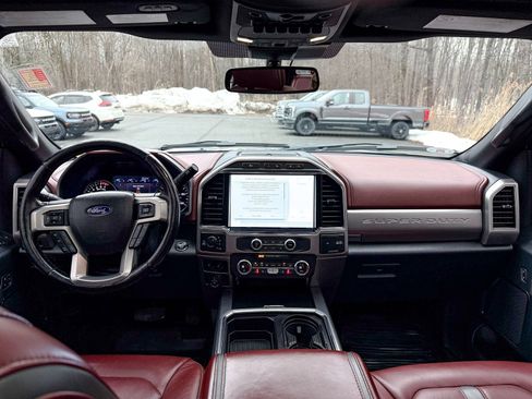 Certified 2022 Ford F350 Platinum w/ Tremor Off-Road Package image 21