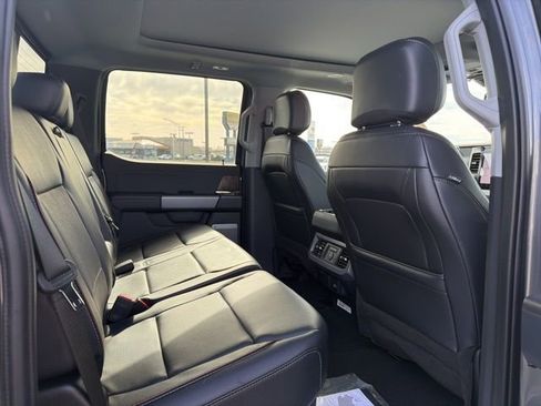 New 2024 Ford F250 Lariat w/ Lariat Ultimate Package AWD/4WD image 37
