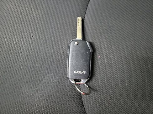 Used 2023 Kia Forte LXS FWD image 32