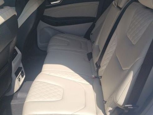 Used 2023 Ford Edge Titanium AWD/4WD image 9
