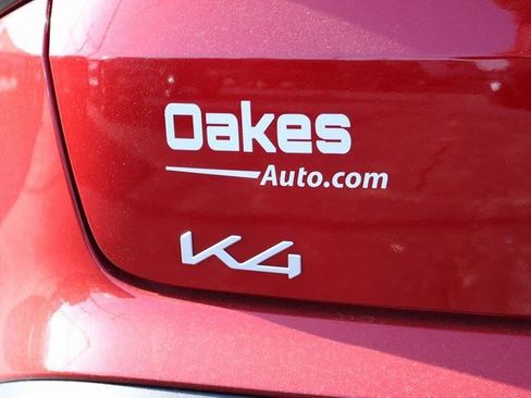 New 2025 Kia K4 LXS image 18