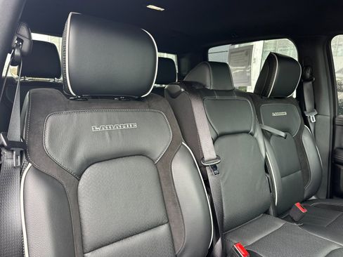 Used 2025 RAM 1500 Laramie image 15