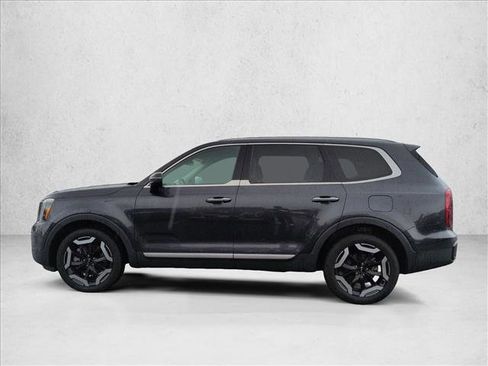 Used 2025 Kia Telluride S AWD/4WD image 9