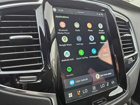 Certified 2024 Volvo XC90 B6 Ultimate w/ Protection Package Premier image 39