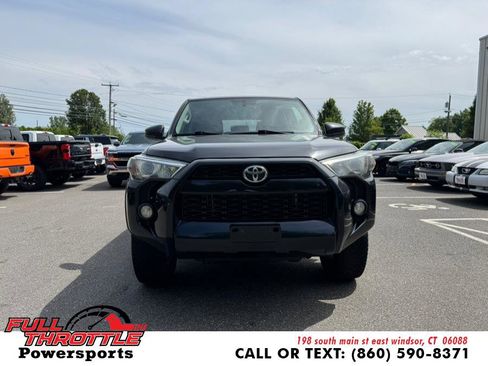 Used 2015 Toyota 4Runner SR5 image 3