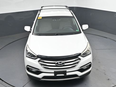 Used 2017 Hyundai Santa Fe Sport image 32