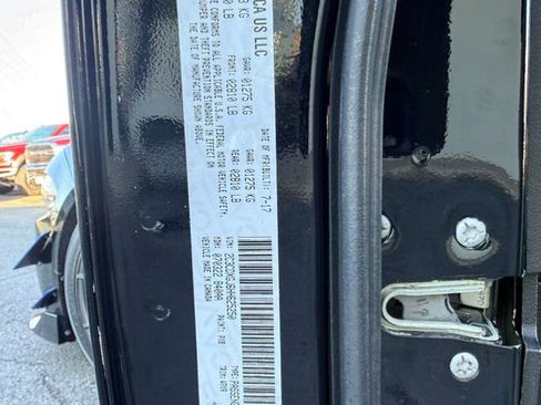 Used 2017 Dodge Charger R/T Scat Pack RWD image 34