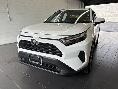Certified 2025 Toyota RAV4 XLE AWD/4WD image 3