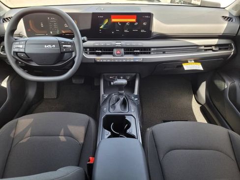 New 2026 Kia K4 FWD image 13