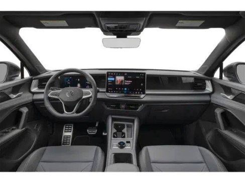 New 2026 Volkswagen Tiguan SE R-Line AWD/4WD image 5