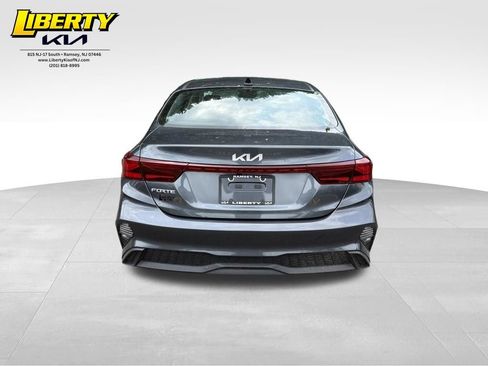 Used 2023 Kia Forte LXS FWD image 6