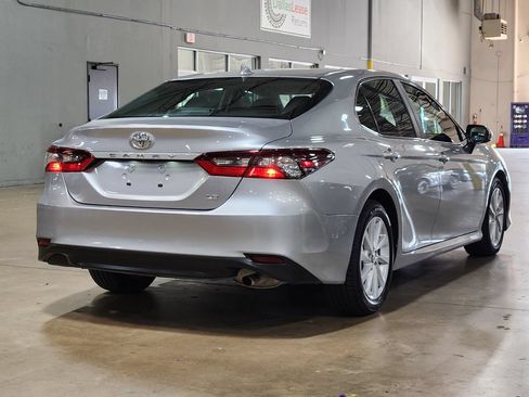 Used 2022 Toyota Camry LE FWD image 8